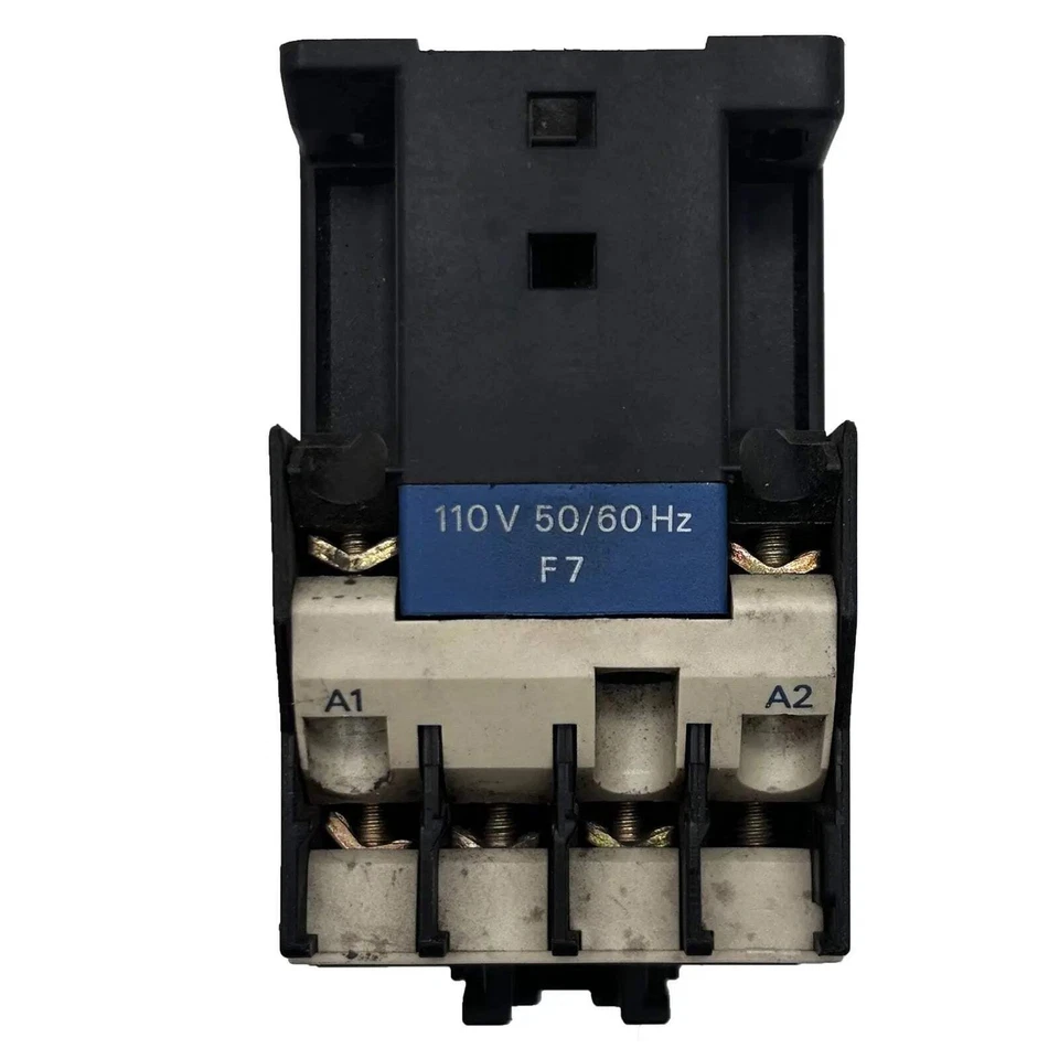 Schneider Electric / Telemecanique Contactor 750V 25A 110V 3P 50/60Hz LC1D1210F7 - image 3 of 4