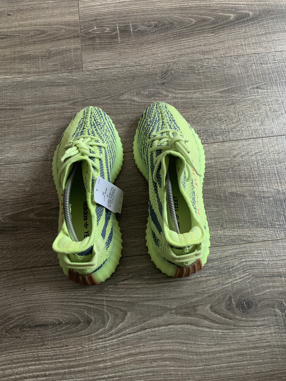 Details Review On Yeezy Boost 350 V2 Non Reflective Static