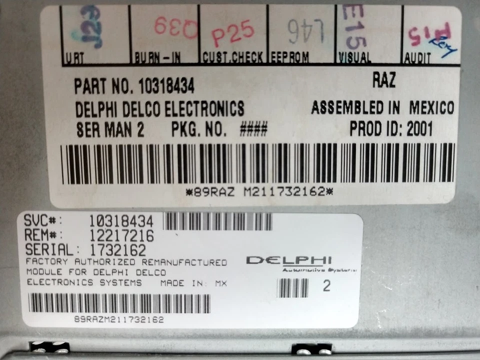 Chevy Oldsmobile CD radio. OEM factory original Delco stereo. Remanufactured Foto 3 de 3