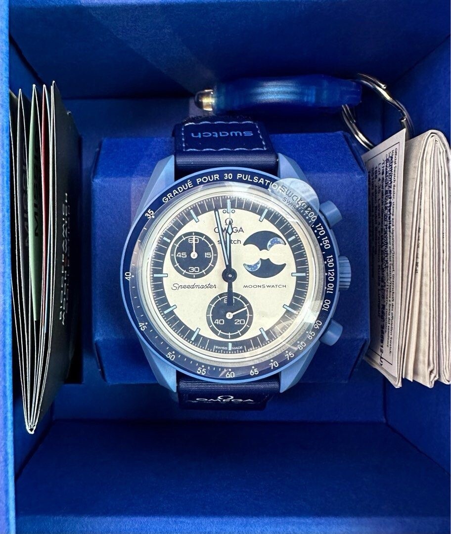 Omega x Swatch Mission to the Super Blue Moon Moonphase Omega x Swatch Mission to the Super Blue Moon Moonphase