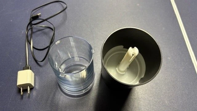 Cool Mist humidifier, Geniai 250ml model kw-jsq10 black, desk top model w/wick - Image 3 of 4