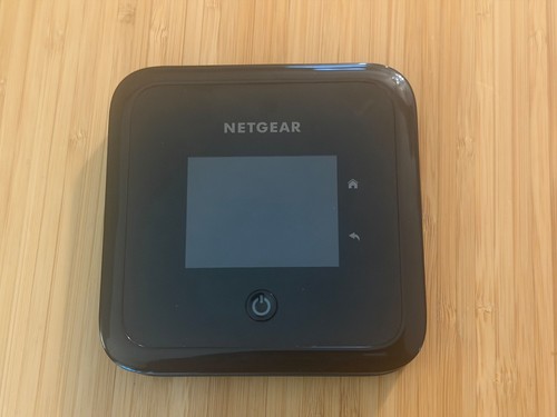 NETGEAR - Nighthawk 5G Mobile Hotspot - MR5100c - Unlocked - Wi-Fi Modem