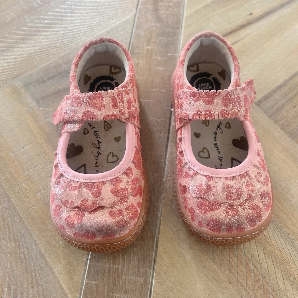 Livie and Luca Rosa Leopardo Cuero Brillante Niñas Pequeñas Mary Jane Talla 7 Foto 2 de 4