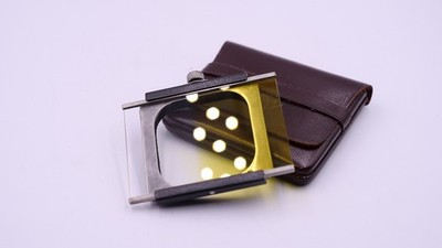 Rolleiflex Verlaufs-Gelbfilter mit aufsteckbarer Haubenklemme