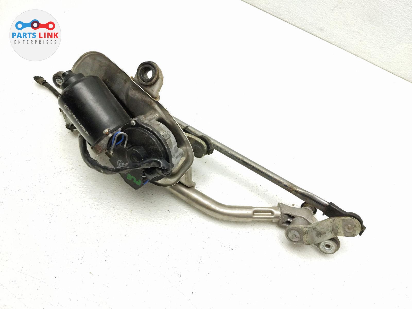 2007-19 MASERATI GranTurismo WIPER MOTOR FRONT WINDSHIELD ACTUATOR ASSEMBLY M145