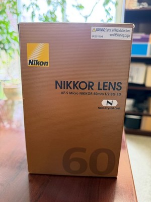 BRAND NEW Nikon  AF-S Micro NIKKOR 60mm f/2.8G ED