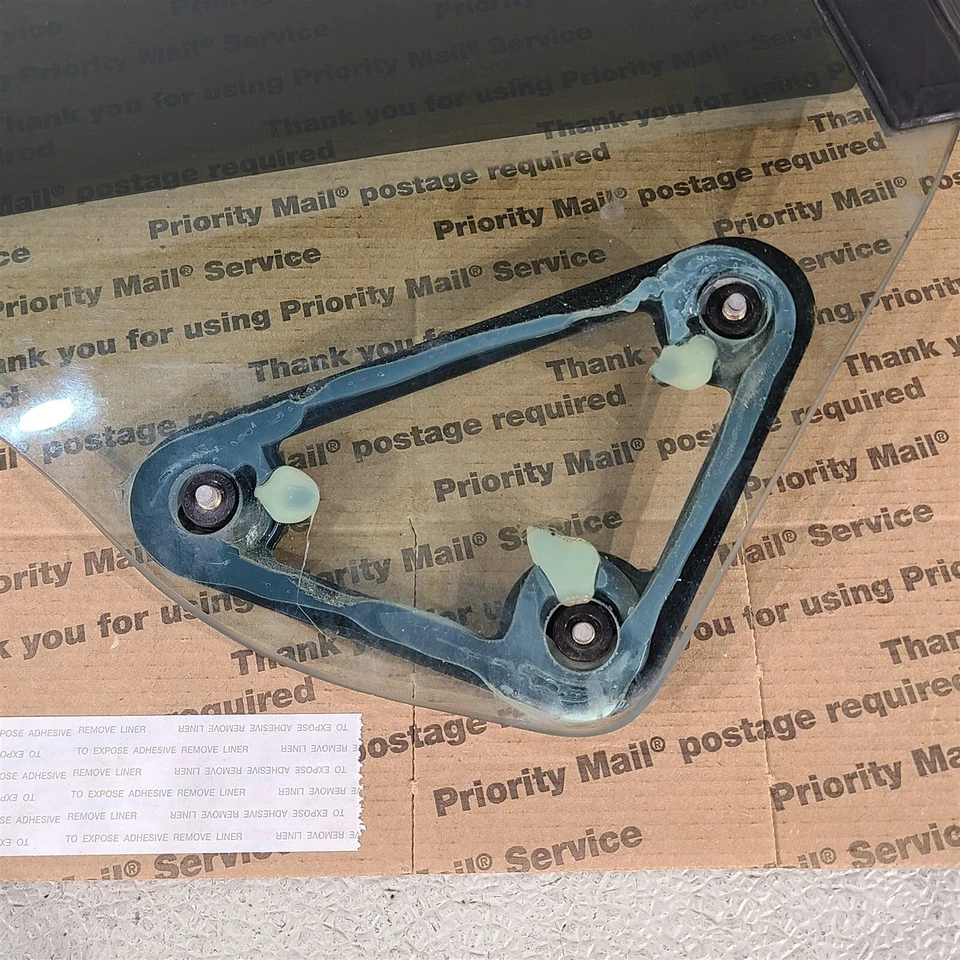 94-98 Mustang Gt Convertible Passenger Rear Quarter Glass Window Oem Aa7407 - Image 2 of 4