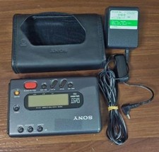 Sony TCD-D7 DAT Walkman Digital Recorder Junk Parts Powers On Japan Vintage
