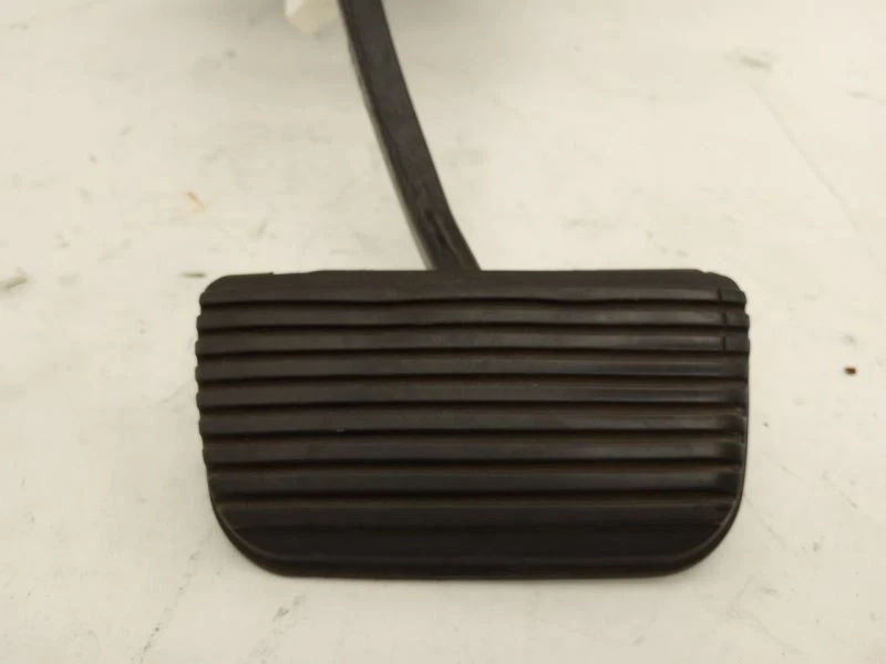 Amplificador de freno eléctrico Jaguar XK8 XKR X100 con pedal compatible con 1997-2006 98 99 00 01 02 Foto 3 de 4