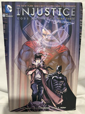 Injustice: Gods Among Us: Year Three Vol. 1 di Tom Taylor - Nuovo