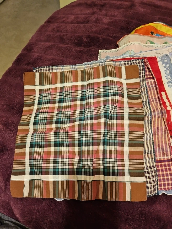 Pañuelos Pañuelos Hombre y Mujer Pack De 15, Uno Muy Mancha VER Foto 3 de 4