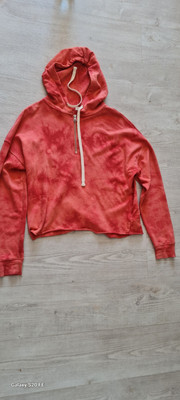 Bright red lightweight knit tie dye jumper by GAP XS 