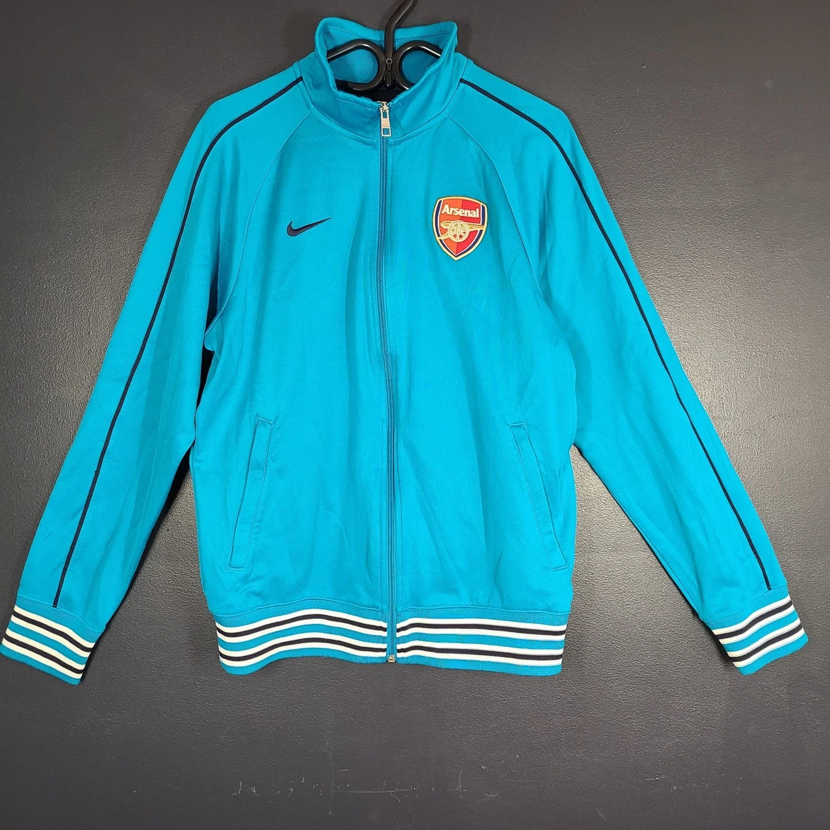 Preços baixos em Ventilador de Futebol Clube Internacional Nike