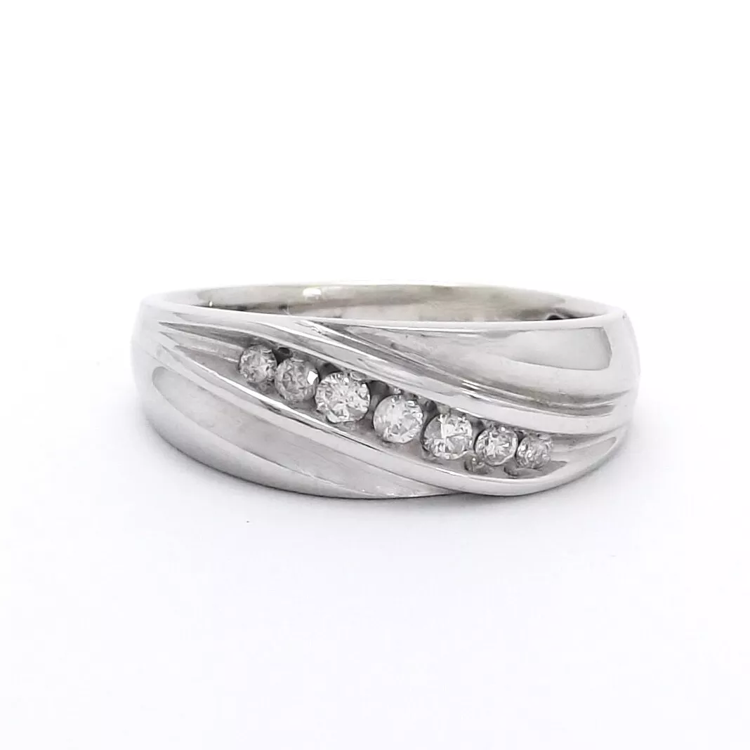 Design men's wedding store band online