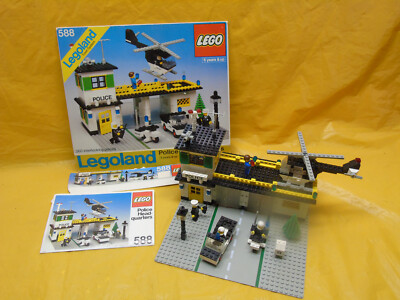 Vintage 1978 LEGO #588 Classic Town Police Headquarters 100% Complete (M) 