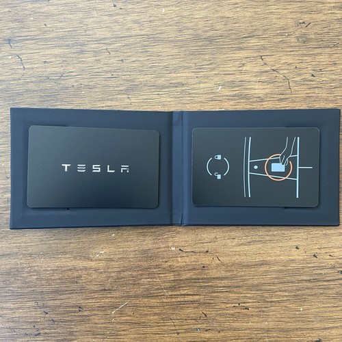 Tesla Cybertruck key card NFC smart keycard (2pc) bifold wallet PN: 1131087-21-K - Picture 23 of 24