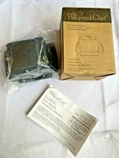 PAMPERED CHEF Microplane FOOD HOLDER #1124 BRAND NEW in Box ~ FREE SHIPPING!