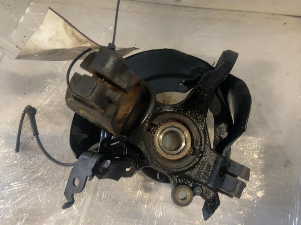 2006-2012 Mazda 5 Front Right Passenger Spindle Knuckle Assembly Oem 06-12 Foto 2 de 4