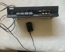 RCA Model CRF940 4 Output Video Source Selector With RF Modulator