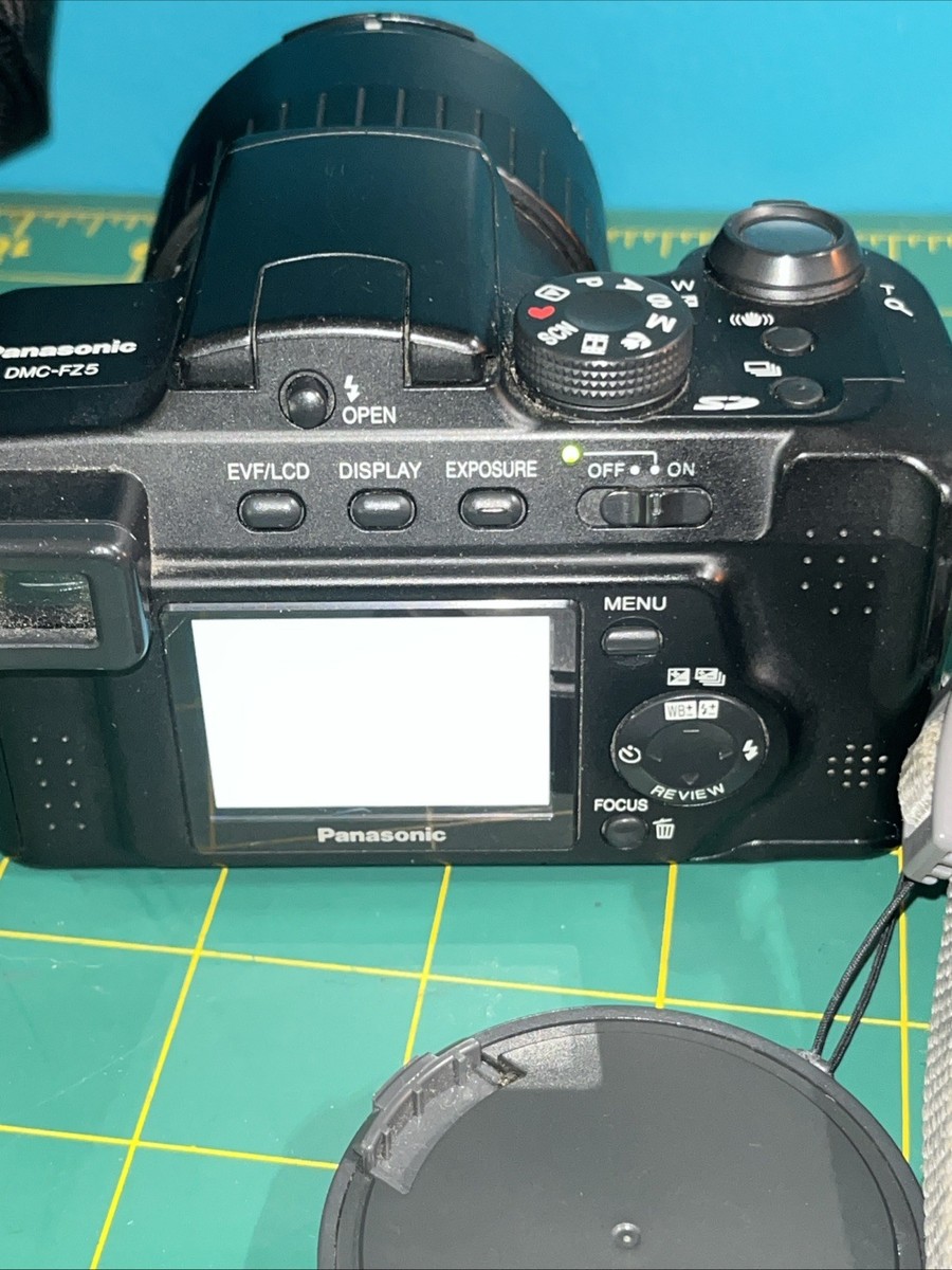 【U2118】 PanasoniDMC-FZ30 【U2120】 DMC-FZ5 Panasonic Lumix DMC-FZ5 Digital Camera with Bag + 1GB SD Card- 2