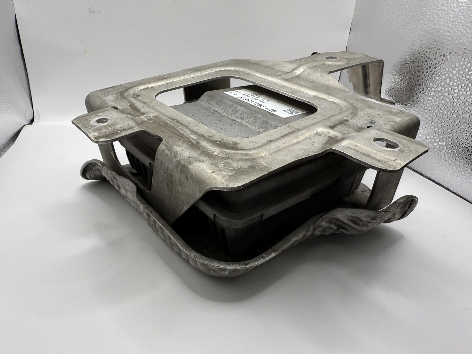 2018 Bentley Bentayga Active Roll Stabilization Control Module Unit 971907156K