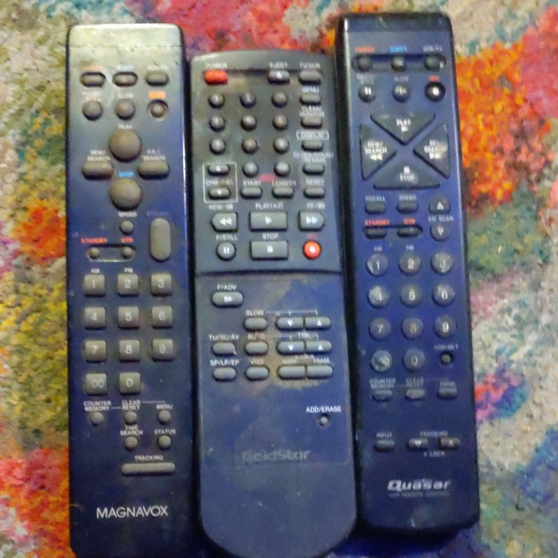 Lot Of Vintage And Rare Tv, Vcr Remotes