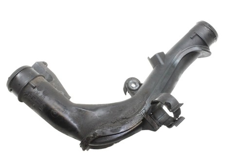 VW SCIROCCO 137, 138 Ladeluftkühlerschlauch rechts 5N0145770A 2.00 23047592