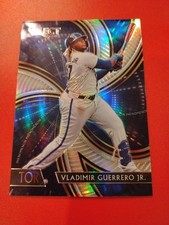 2020 Panini Select Phenomenon Holo Prizm Vladimir Guerrero Jr #P-4