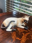 New ListingVtg Shafford Chocolate Point Siamese Cat lying 101 Japan Porcelain Figurine