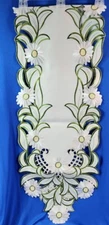 Runn White Daisy Ivory Table Linen Table Runner - New