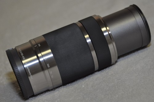 Sony E 55-210mm f/4.5-6.3 E-Mount Telephoto Lens SEL55210 ( Silver)  Excellent!! - Picture 8 of 9