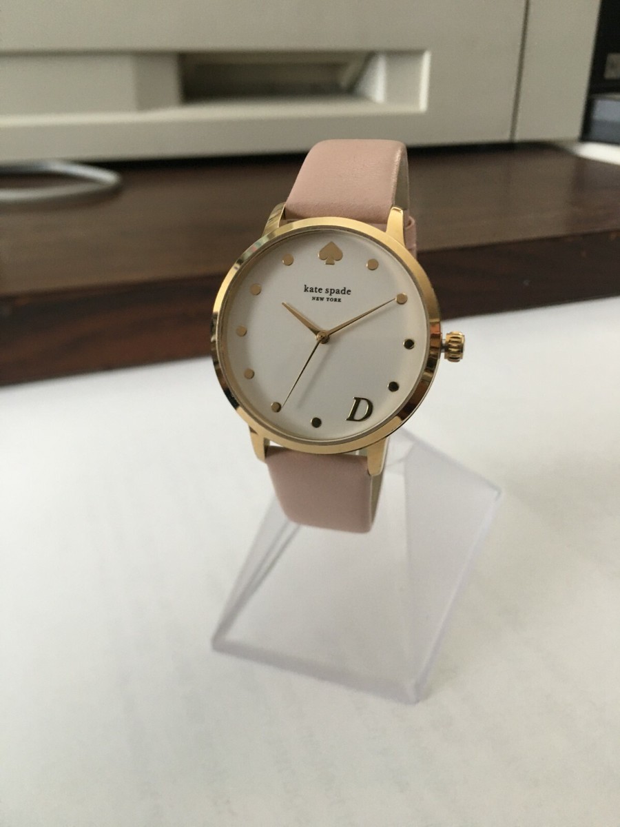 Kate Spade “D” watch Hands on: Kate Spade Scallop 2 review | TechRadar main image 3