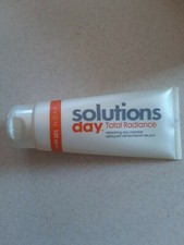 Avon Solutions Total Radiance Refreshing Creamy Gel Cleanser Old Stock