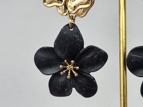 INC Gold Tone & Black Flower Pave Crystals Dangle Drop Earrings 2.5 Inch NWT $39 - Picture 9 of 12
