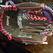 Franklin little kids 9.5 inch baseball glove