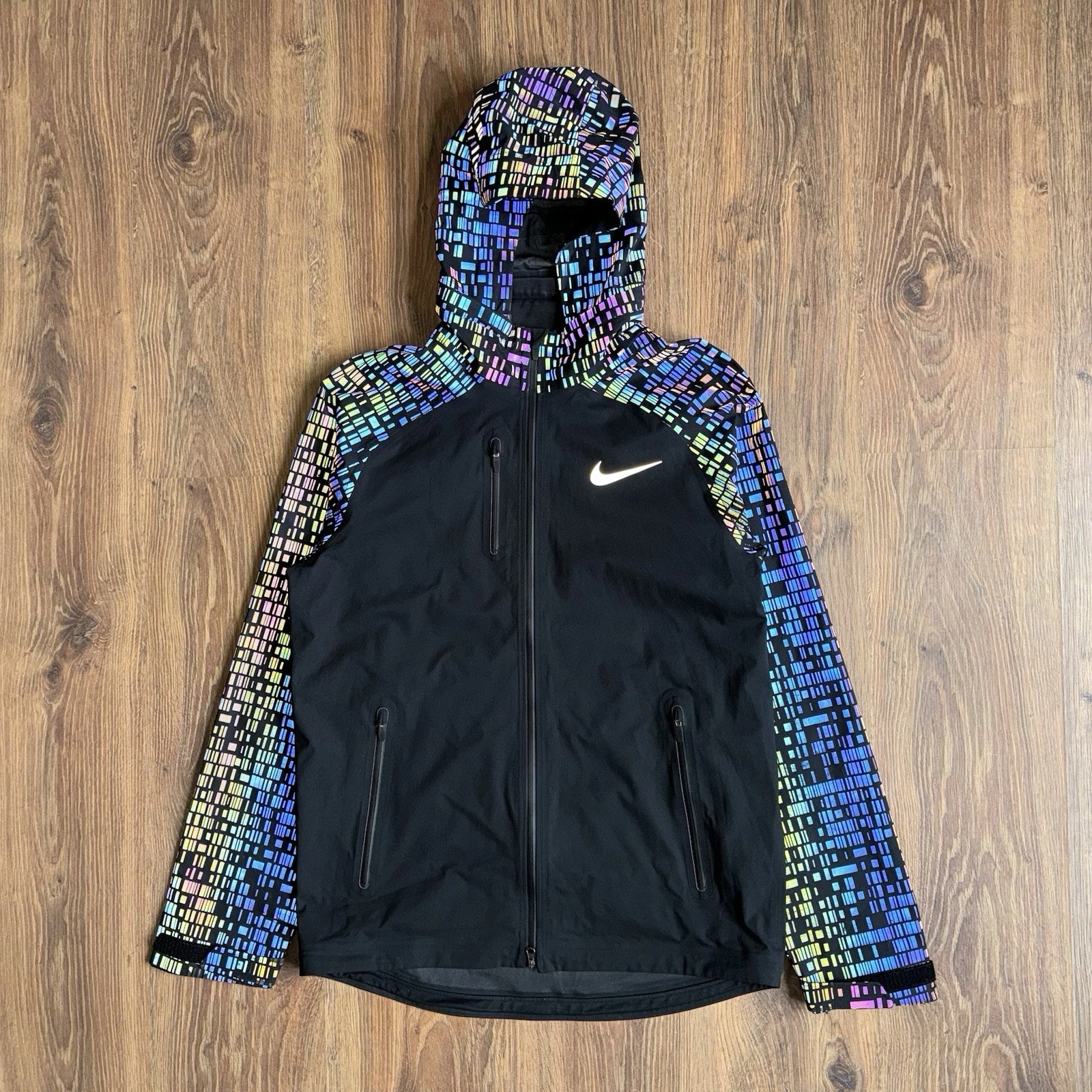 Rare Nike Shield Rainbow Reflective Jacket Men’s S Black