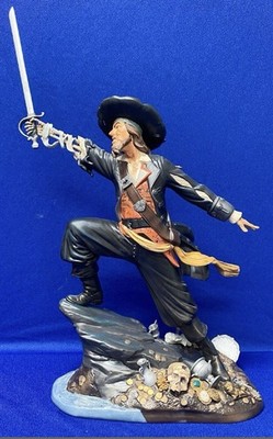 Walt Disney Classics -Captain Barbossa-New in Box w/COA #4007372