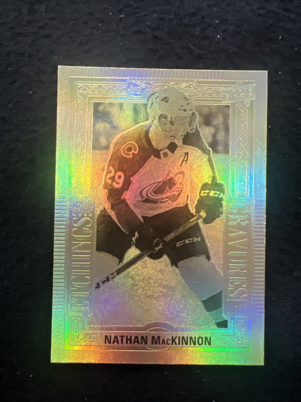 2018-19 Upper Deck Tim Hortons Gold Etchings Nathan Mackinnon #GE9