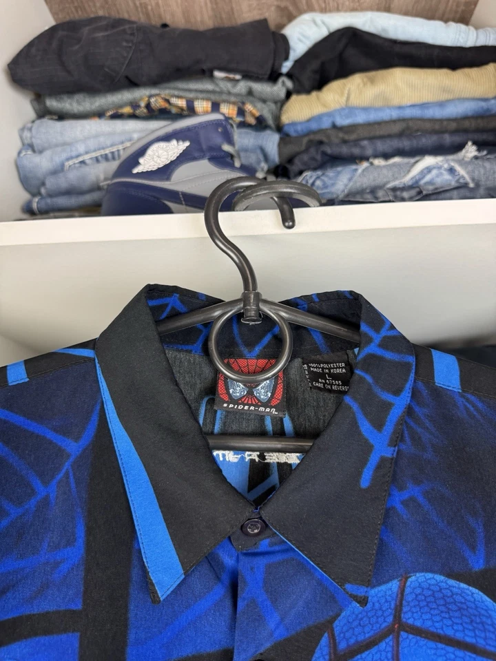 Vintage 2002 Spider Man Button Up Shirt Size L - Image 3 of 4