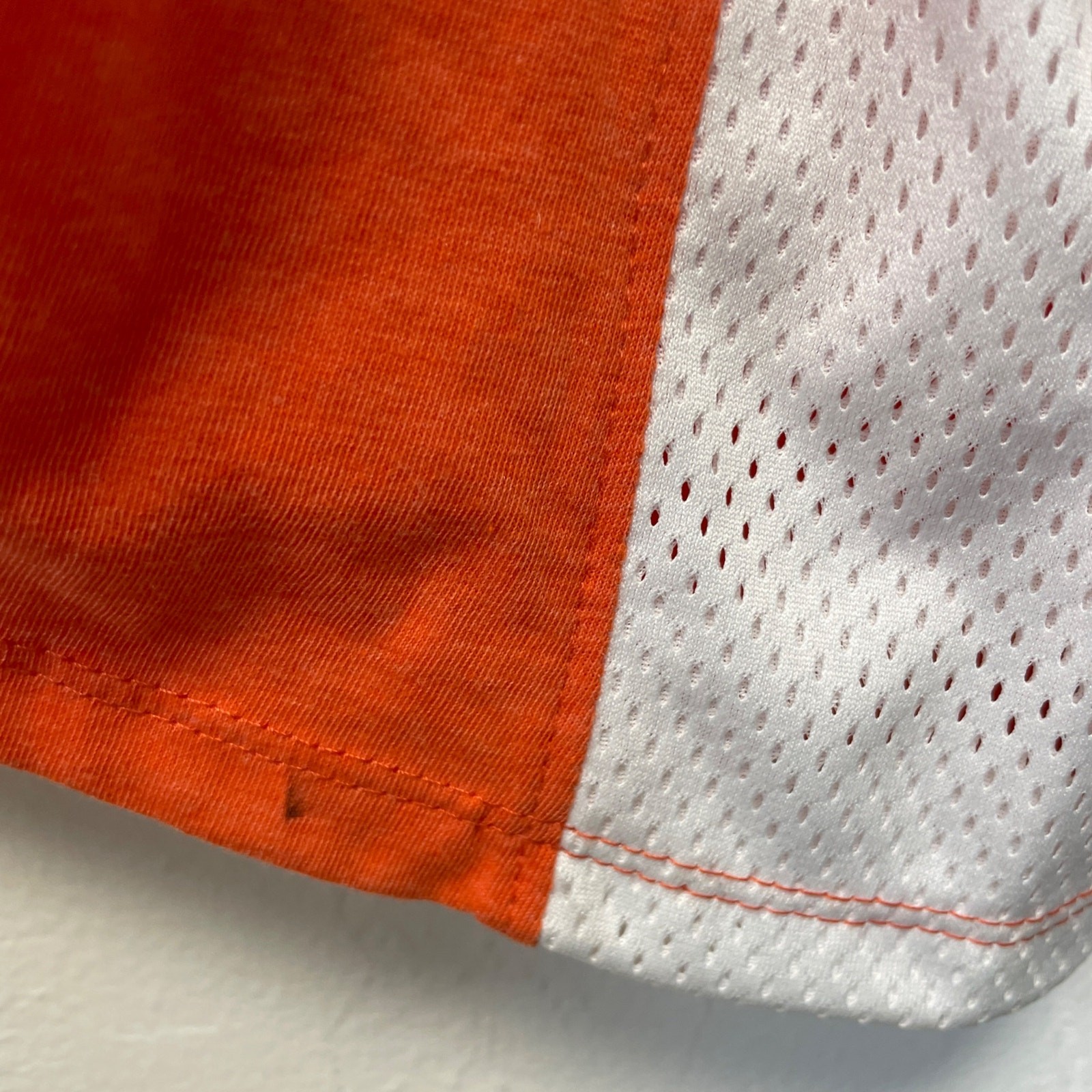 Rivalry Threads 91 Women's V Neck Paw Logo Striped Sleeves Orange T-Shirt XL