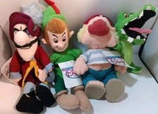 NWT Disney Store Peter Pan Set Of 4 Beanbag Plush Toys with Captain Hook VTG