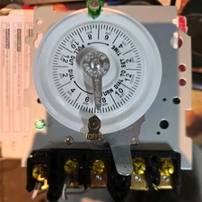 mechanical time switch Indoor/Outdoor 220V 24hr 