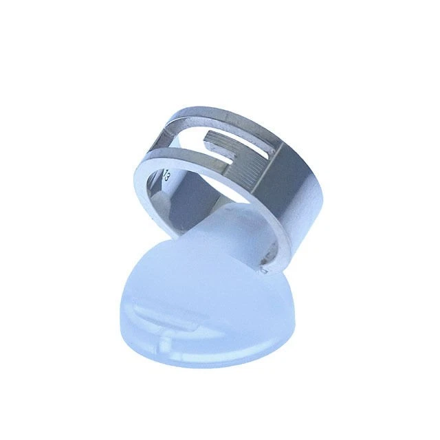 Gucci Bague Argent Accessoires Femme US6 Bijou Élégant Occasion