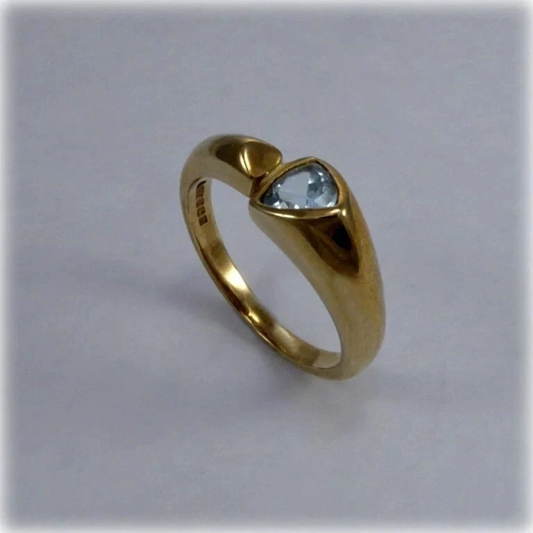 Anillo de compromiso de diamantes aguamarina natural de 0,50 quilates de oro amarillo macizo de 14 quilates talla 5 Foto 3 de 4