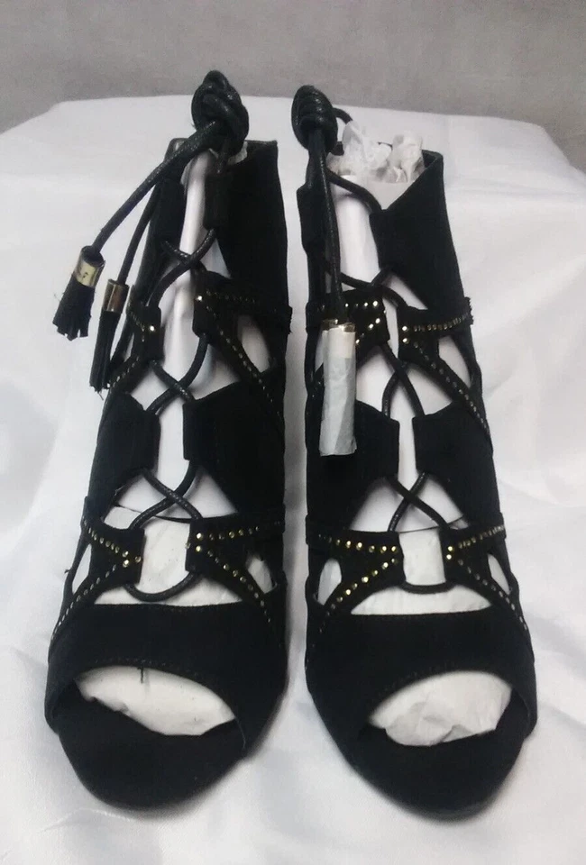Call It Spring Duchess Faux Suede Dress Sandal (1992) Black Size 8M - Image 2 of 4