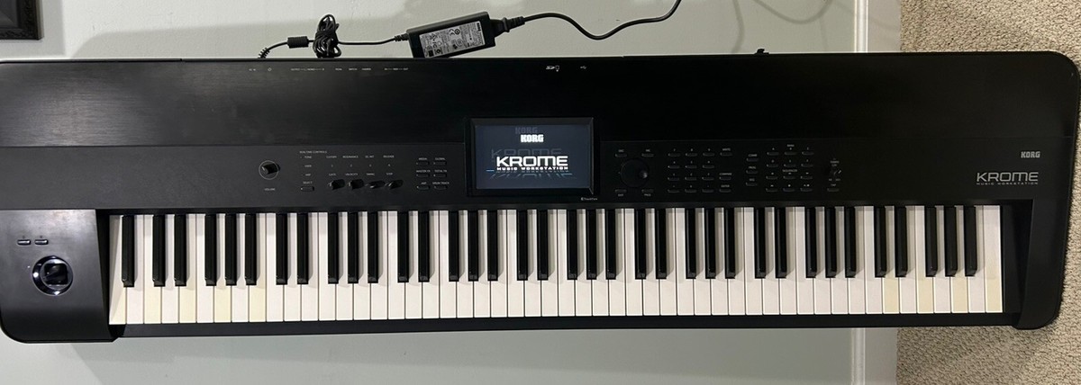 ■KORG KROME 88■完動品、スタンド等付属■ KORG KROME 88 MUSIC STATION - SERVICED & CLEAN WORKING GREAT | eBay