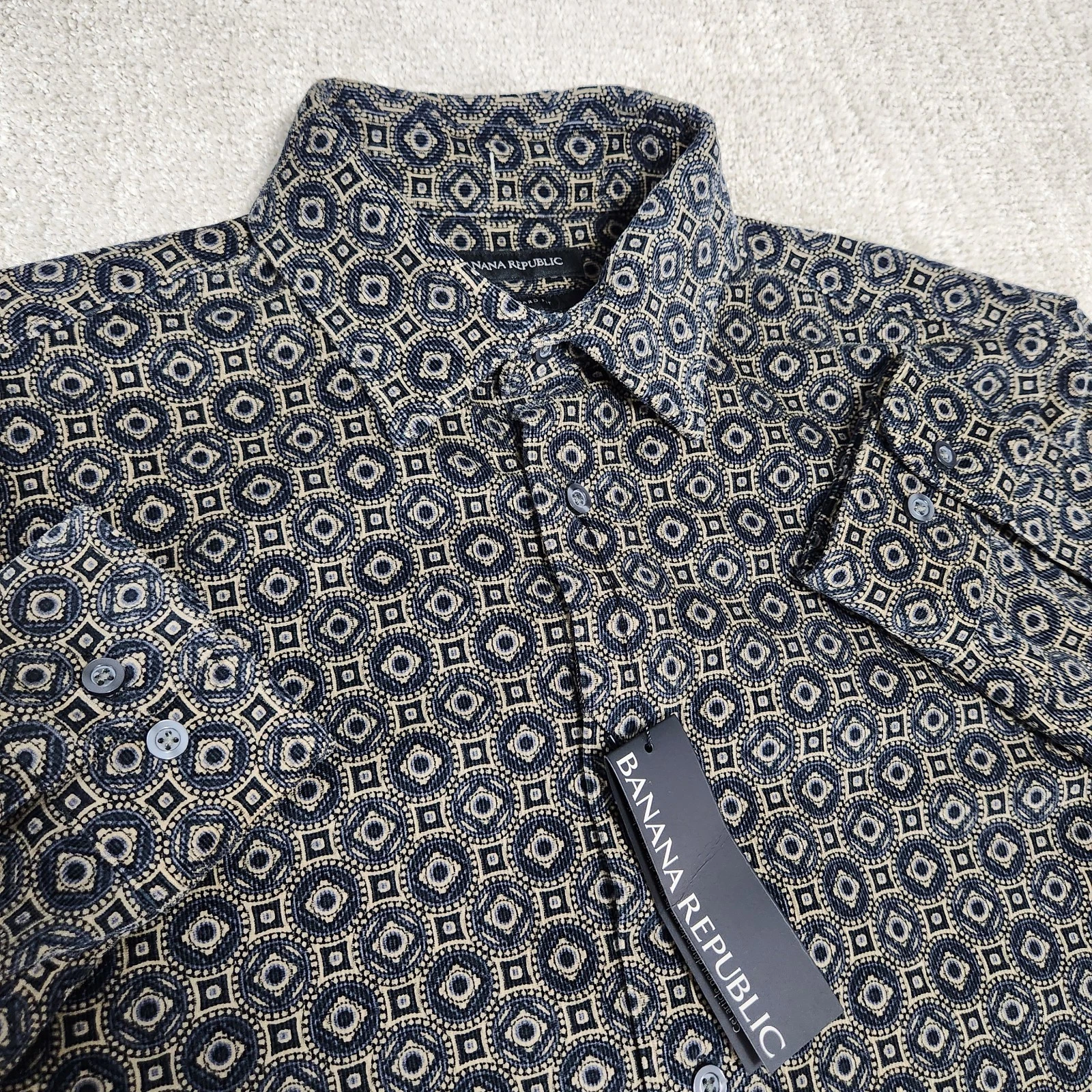 Banana Republic Corduroy Shirt Men Small Microwale Aztec AOP Navajo Southwestern