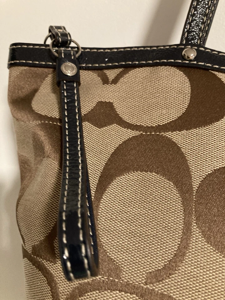 Coach Sig. Bolso de Mano/Hombro Grande Denim Caqui Marrón Azul Marino a Rayas 23772E - Nuevo con Etiquetas Foto 3 de 4