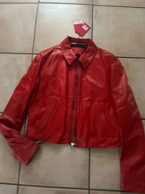 Wunderschöne Ferrari Jacke aus weichem rotem Leder