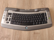 Microsoft Wireless Entertainment Keyboard 7000 Model 1073